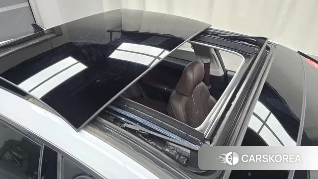 Hyundai Grandeur (GN7) id 3437172 из Кореи 8