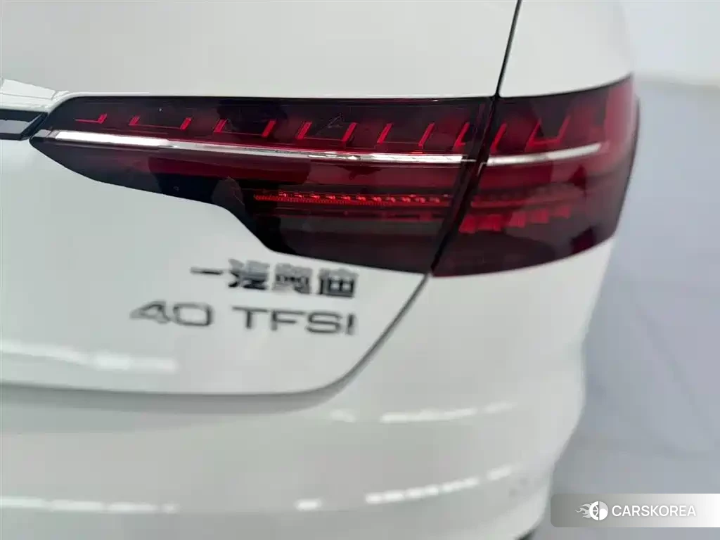Audi A4L id 4601799 из Китая 8
