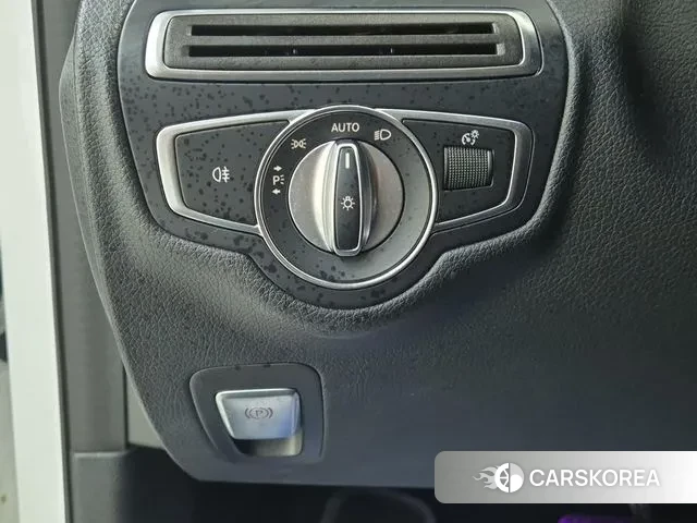 Mercedes-Benz C-Class W205 id 3429221 из Кореи 8