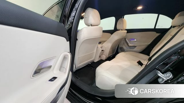 Mercedes-Benz A-Class W177 id 4617687 из Кореи 8