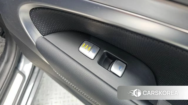 Genesis G70 id 4785942 из Кореи 8