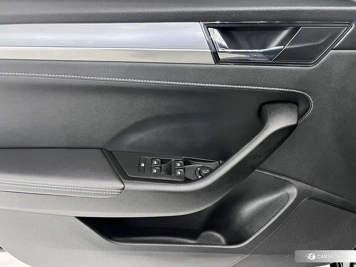 Skoda Superb id 4649290 из Китая 8