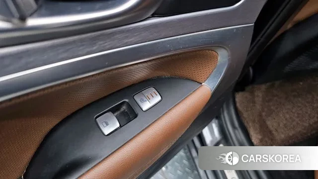 Genesis G70 id 2971570 из Кореи 8