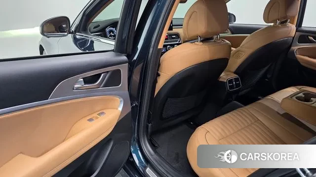 Genesis The New G70 id 3626099 из Кореи 8