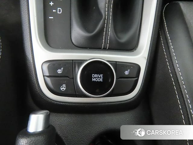 Hyundai Venue id 4384243 из Кореи 8