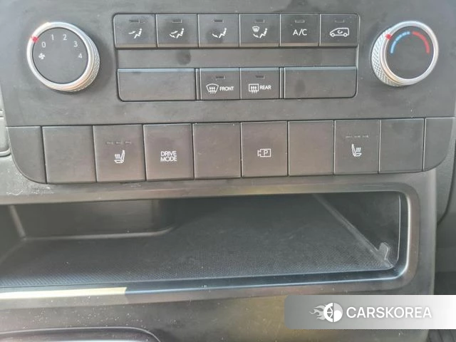 Hyundai Staria id 4266973 из Кореи 8