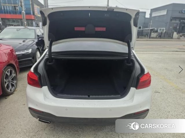 BMW 5 Series (G30) id 3880282 из Кореи 8