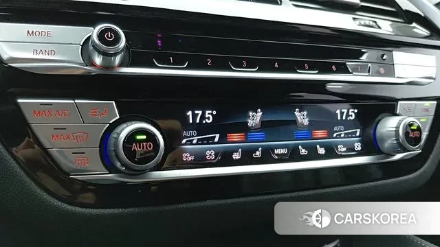 BMW 5 Series (G30) id 3411526 из Кореи 8