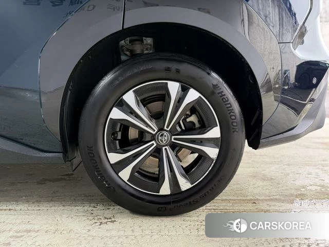 Toyota FAW bZ4X id 4260905 из Китая 8
