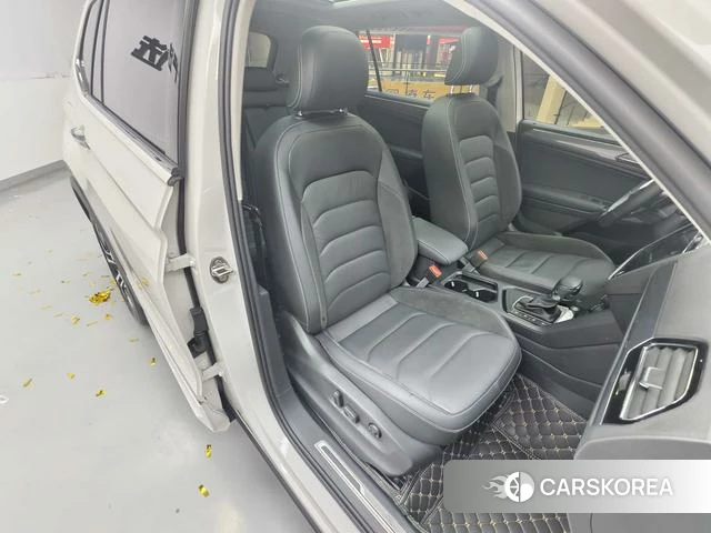 Volkswagen Tiguan L id 4290500 из Китая 8