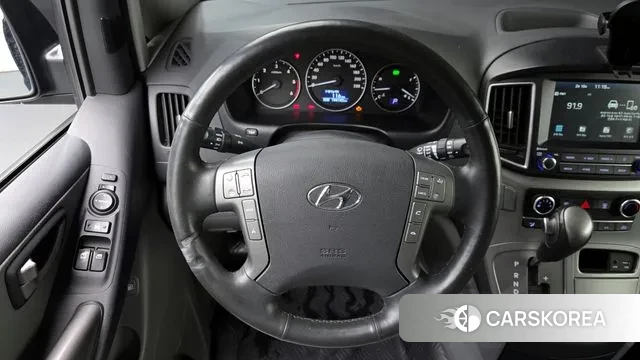 Hyundai The New Grand Starex id 3698224 из Кореи 8