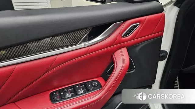 Maserati Levante id 3253955 из Кореи 8