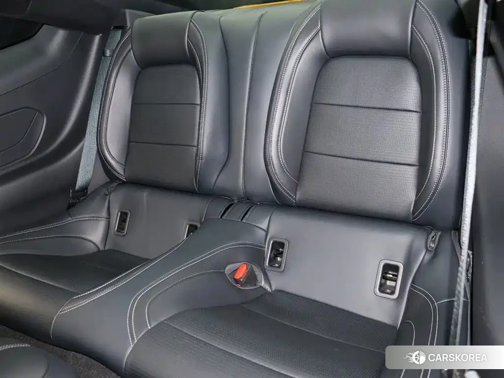 Ford Mustang id 4548180 из Китая 8