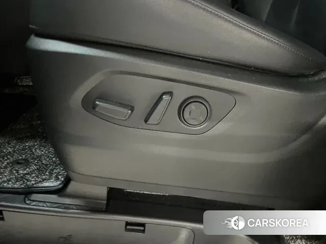 Hyundai Staria id 3486940 из Кореи 8