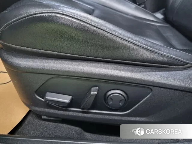 Hyundai Avante (CN7) id 3379532 из Кореи 8