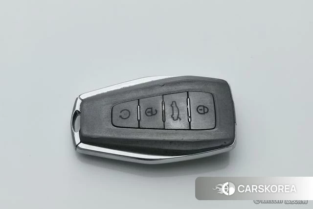Geely Automobile Binyue id 4210308 из Китая 8