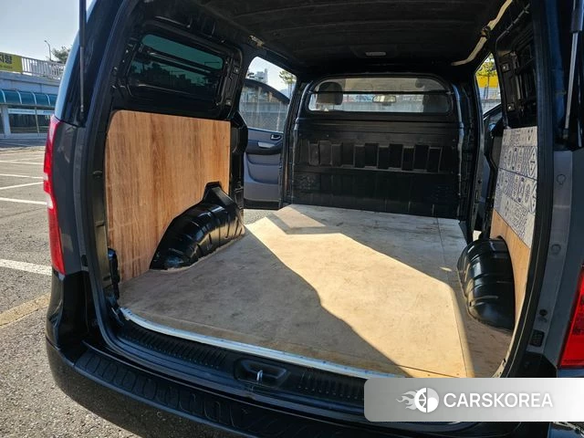 Hyundai The New Grand Starex id 3814543 из Кореи 8