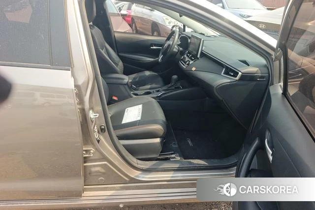 Toyota Corolla id 4258765 из Китая 8
