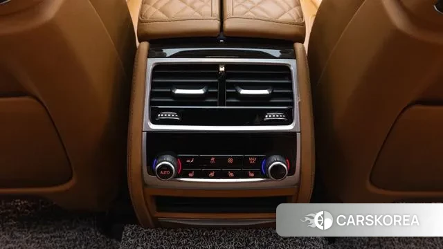 BMW 7 Series (G11) id 3756975 из Кореи 8