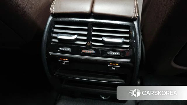 BMW 5 Series (G30) id 3873789 из Кореи 8