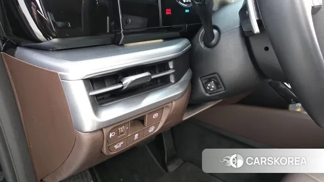 Hyundai Grandeur Hybrid (GN7) id 3711738 из Кореи 8