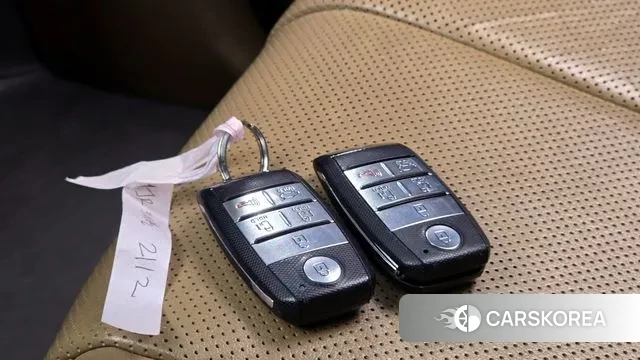 Kia The New Carnival id 3313043 из Кореи 8