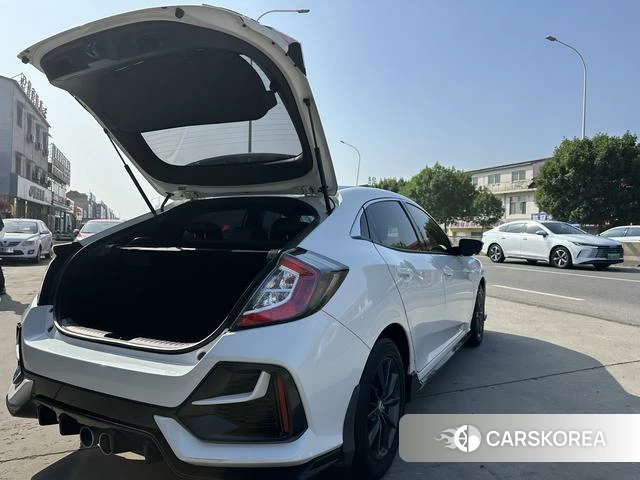 Honda Civic id 4392306 из Китая 8