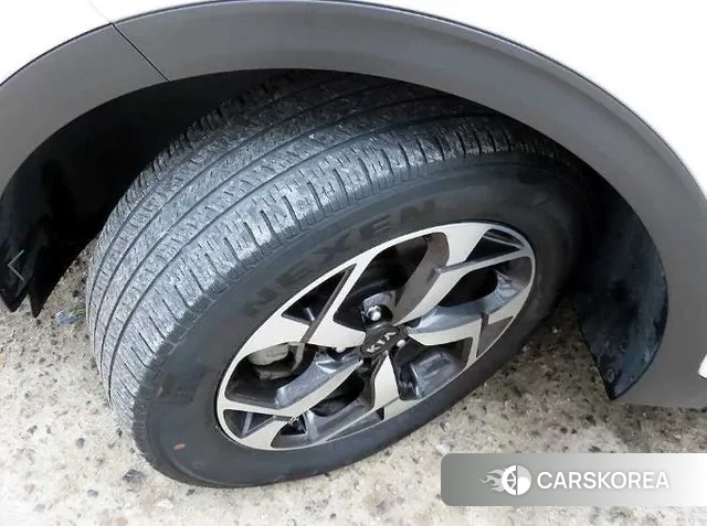 Kia Sportage The Bold id 3694937 из Кореи 8