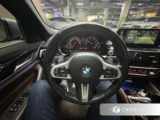 BMW 5 Series (G30) id 4895559 из Кореи 8