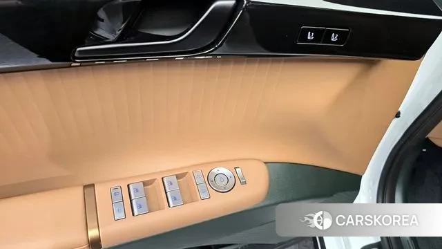 Hyundai Grandeur Hybrid (GN7) id 2974470 из Кореи 8