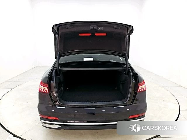 Audi A6L id 4218680 из Китая 8