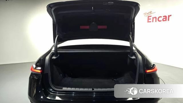 BMW i7 (G70) id 4422188 из Кореи 8