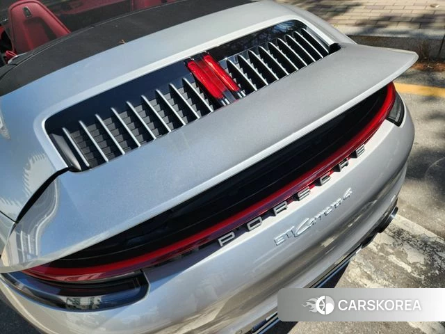 Porsche 911(992) id 4291944 из Кореи 8