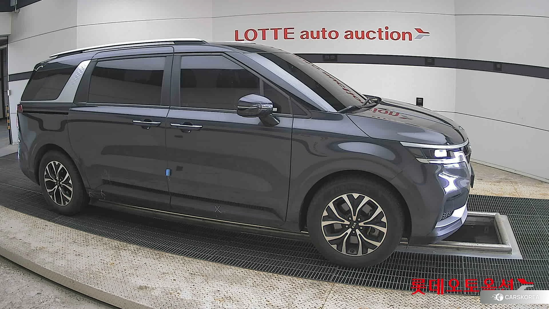 Kia Carnival id 4312625 из Кореи 8