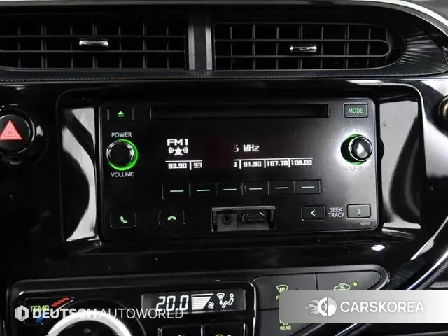 Toyota Prius C id 3593408 из Кореи 8