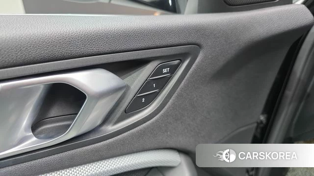 BMW 1 Series (F40) id 3860612 из Кореи 8