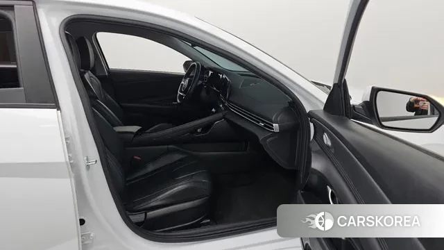 Hyundai Avante (CN7) id 3639962 из Кореи 8