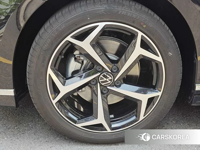 Volkswagen Magotan id 4353449 из Китая 8