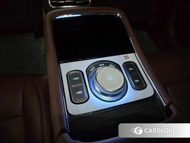 Genesis G90 (RS4) id 4485718 из Кореи 8