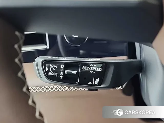 Porsche Taycan id 3763204 из Кореи 8