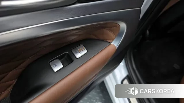 Genesis G70 id 3766363 из Кореи 8