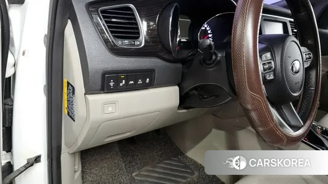 Kia The New Carnival id 3055545 из Кореи 8