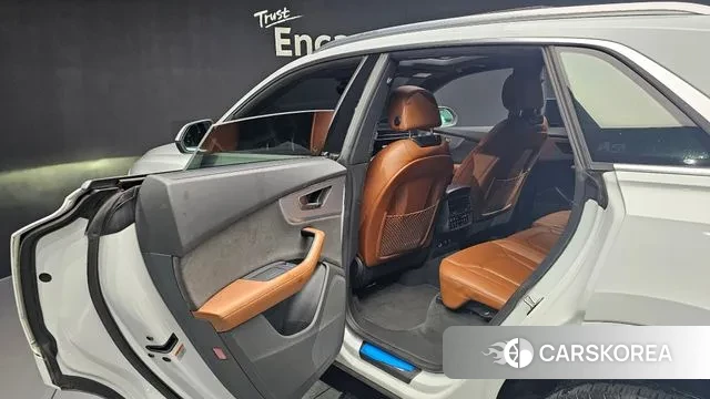 Audi Q8 (4M) id 3023578 из Кореи 8