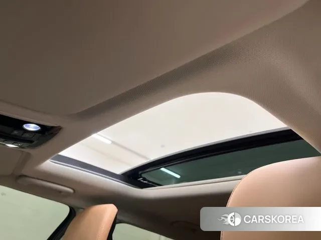 Kia EV6 id 3566617 из Кореи 8