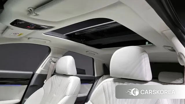 Hyundai Grandeur (GN7) id 3707220 из Кореи 8