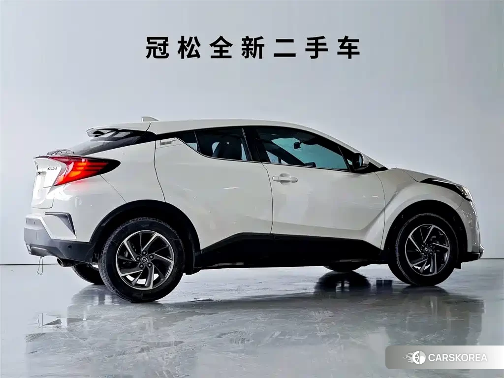 Toyota C-HR id 4601013 из Китая 8