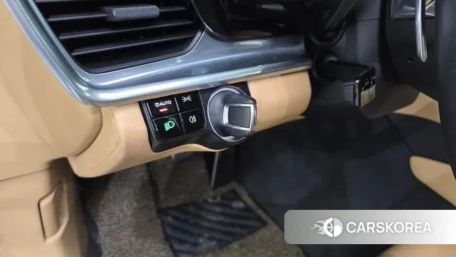 Porsche Panamera (971) id 3656228 из Кореи 8