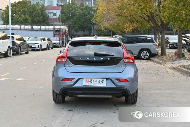 Volvo V40 id 4210924 из Китая 8