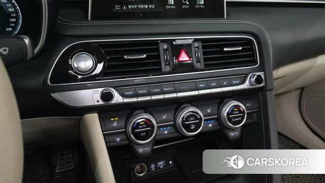 Genesis G70 id 3911595 из Кореи 8