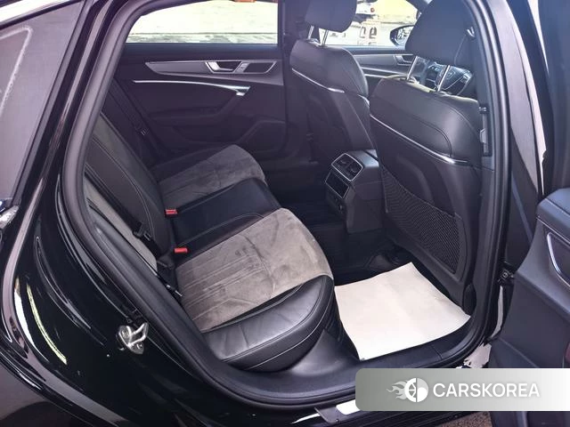 Audi A6L id 4314696 из Китая 8